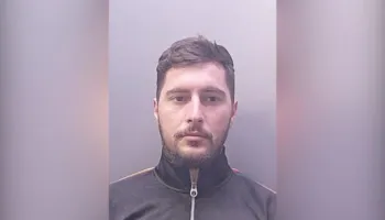 Tronditet Ksamili! 20-vjeçari francez gjendet i vrarë me thikë në shezlongët e një lokali, në kërkim autori nga Hasi