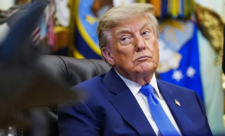 Trump kërcënon Omanin: Nëse na pengon për Iranin, do e bombardojmë pa mëshirë e do ta kthejmë në hi! S’e kam me nxitim fundin e luftës