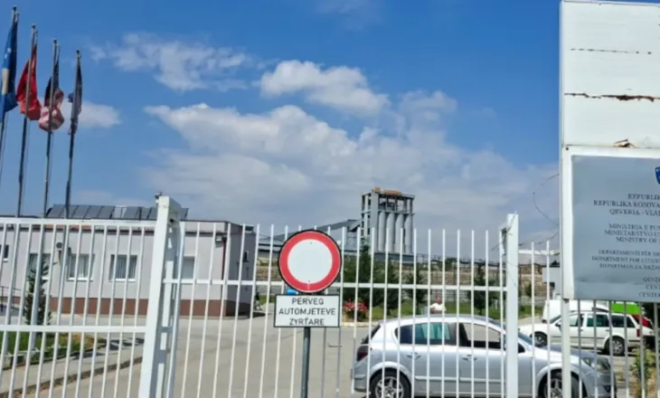 U ndalua në Aeroportin e Prishtinës, shtetasi iranian kërkon azil në Kosovë: Ndihem i kërcënuar