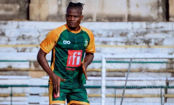 U ‘ringjall’ në morg”? Klubi i futbollistit nigerian: Nuk është e vërtet, ai ka vdekur