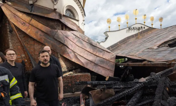 Ukrainë, sulmet ruse shkatërrojnë shtypshkronjën me 12 milionë libra në prag të vitit të ri shkollor –