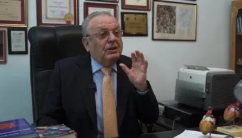 “Unë e lashë duhanin”- Rrëfimi i kardiologut të njohur: Bëjini nder zemrës, hiqni dorë edhe ju! (VIDEO)