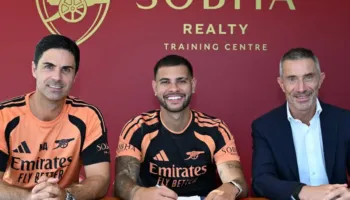 “Unë jam luftëtari juaj, nuk do të dorëzohem”, Bruno Guimaraes prezantohet zyrtarisht tek Arsenal dhe e nis me premtime të mëdha