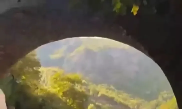 Ura e Vashës në Klos, një prej destinacioneve më të bukura turistike