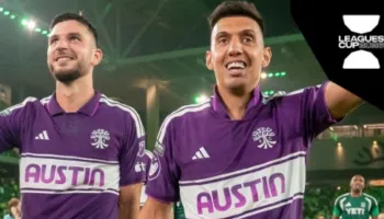 Uzuni kualifikon skuadrën në çerekfinalet e turneut prestigjioz, trajneri i Austin e vlerëson: Luan me zjarr dhe pasion!
