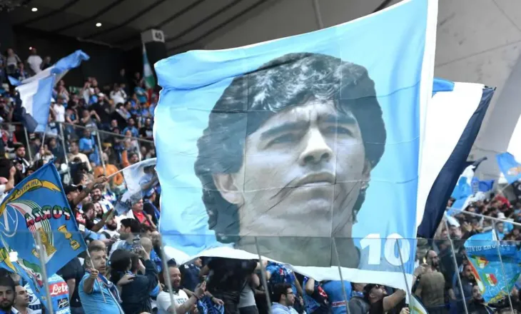 Vdekja e Maradonës, dëshmia tronditëse e masazhatorit: “Nuk donte të ngrihej nga shtrati, as të hante”