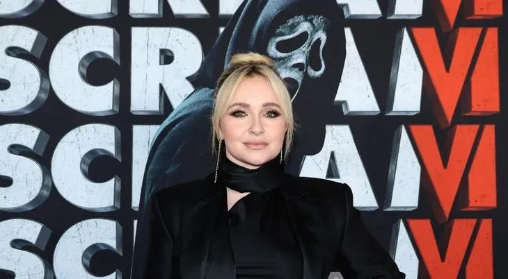Vdes në moshën 36-vjeçare aktorja e “Heroes” dhe “Nashville”, Hayden Panettiere