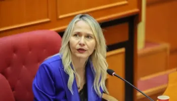 Veliaj e shkarkoi, Anuela Ristani: Largohem pas 11 vitesh, koha, gjykatësi më i drejtë! Do të mbetem gjithmonë “xhomllikse”