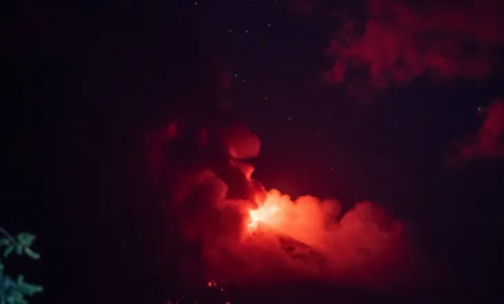VIDEO/ Alarm në Guatemala, shpërthen vullkani Fuego, evakuohen banorët