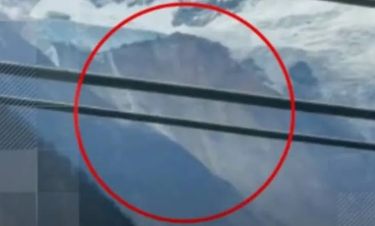 VIDEO/ Çasti që solli katastrofën në Nepal dhe Tibet, shikoni pamjet tronditëse nga shkëputja e akullnajës në Himalaja!