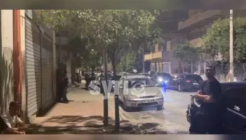 VIDEO/ Dyshime për eksplozivë në furgonin e braktisur, policia kërkon pronarin