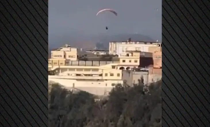 VIDEO/ Emigranti vdes tragjikisht ndërsa përpiqej të hynte në Ceuta me parashutë