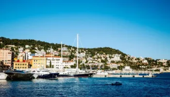 VIDEO/ Përplasje varkash turistike në Kanë të Francës, zhduket 22-vjeçari, 10 të plagosur!