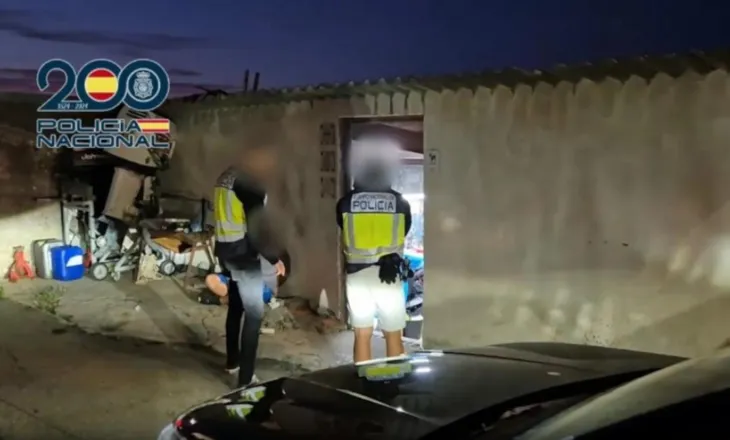 VIDEO/ Tjetër sekuestrim rekord në Spanjë, kapen 1,4 tonë kokainë në brigje, mes të arrestuarve edhe bosi i kartelit!