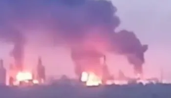 VIDEO/ Ukraina godet dy rafineri nafte në Rusi, shpërthejnë zjarre në Ilsky dhe Syzran
