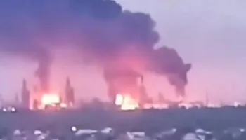 VIDEO/ Ukraina hedh në erë rafinerinë ruse të naftës në Krasnodar, sulme edhe në Samara! Tymi i zi dhe flakët mbulojnë zonën