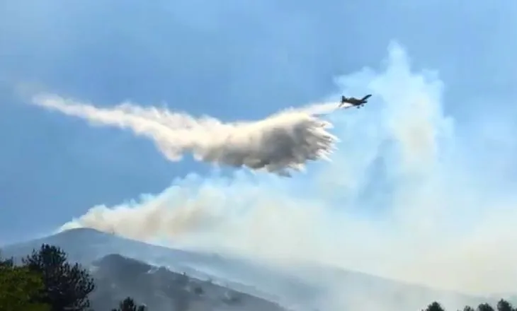 Vijon zjarri në Lurë, aktivizohet avioni ‘Air Tractor’ për shuarjen