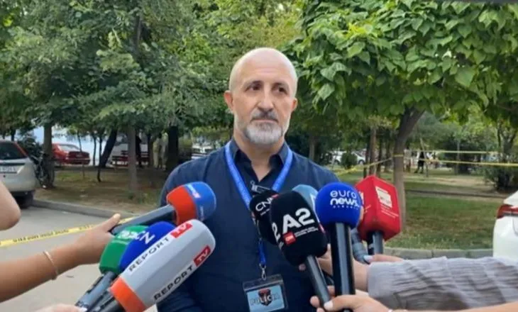Vrasja në Korçë/ Deklarata e zv.drejtorit të Hetimit: Shkak, konflikti i mbartur mes autorit dhe 20-vjeçarit