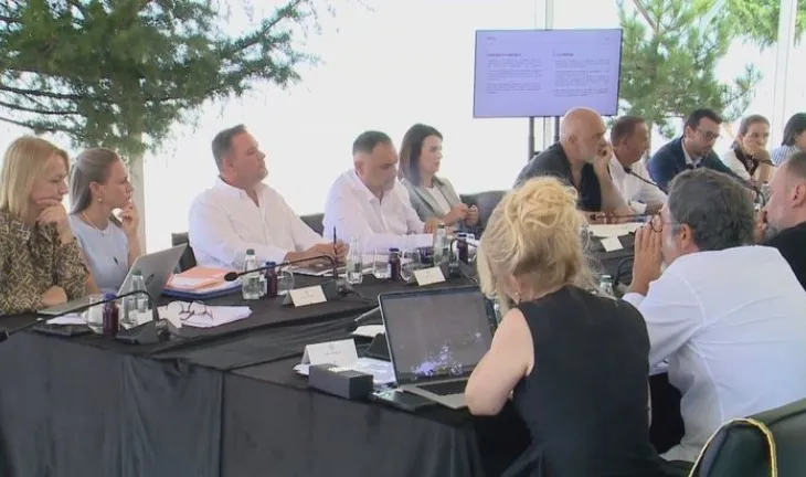 Zbulohet data kur do mbahen zgjedhjet e ardhshme lokale! PS nuk heq dorë nga 46 bashkitë, Rama kritika të tijve në Pogradec! Territorialja do votohet në…
