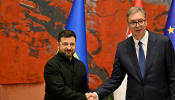 Zelensky në Beograd, takimi me Vuçiç vjen në mes të tensioneve me Rusinë
