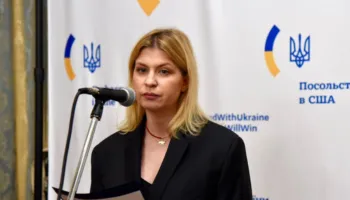 Zelensky shkarkon ambasadoren e Ukrainës në SHBA, ajo flet për dorëheqje personale