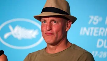 Zemra e nderit për Woody Harrelson në Festivalin e Sarajevës