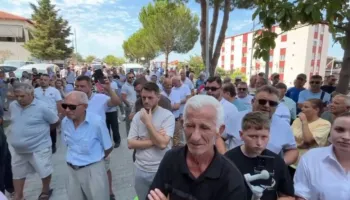‘Zëri i Patosit nuk duhet të heshtë’/ Qytetarët dalin në protestë kundër Ramës, kundërshtojnë…