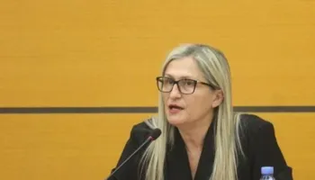 Zgjedhja e Genta Bungos në krye të KMD përfundon në Kushtetuese, ish-kandidatja kërkon anulimin e vendimit të Kuvendit