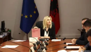 Zhupa mbështet arkitektët dhe urbanistët: Shqipëria nuk mund të ndërtohet sipas dëshirave të Ramës. ‘The Albanian Files’ ekspozon…