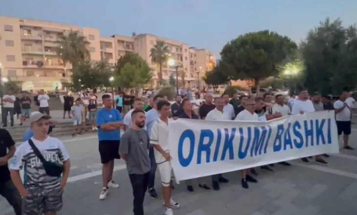 Zhvillohet protesta në Orikum, banorët kërkojnë rikthimin e bashkisë