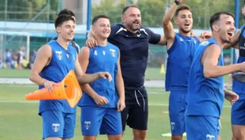 Zien Durrësi, Teuta luan të dielën kundër Tiranës në një natë speciale!