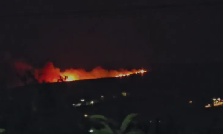 Zjarr mbi Kaninë, era e fortë favorizon flakët