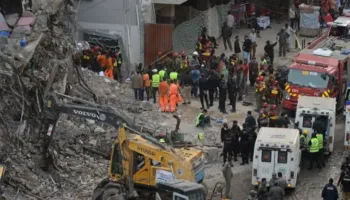 Zjarr në një spital në Pakistan, vdesin 14 fëmijë të porsalindur, një shpëton