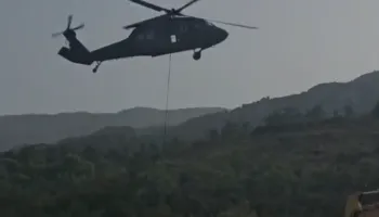 Zjarr në Xhyrë, rrezikohen banesat!