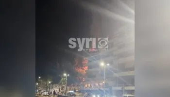 Zjarr në zonën e Ujit të Ftohtë, pranë tunelit në Vlorë