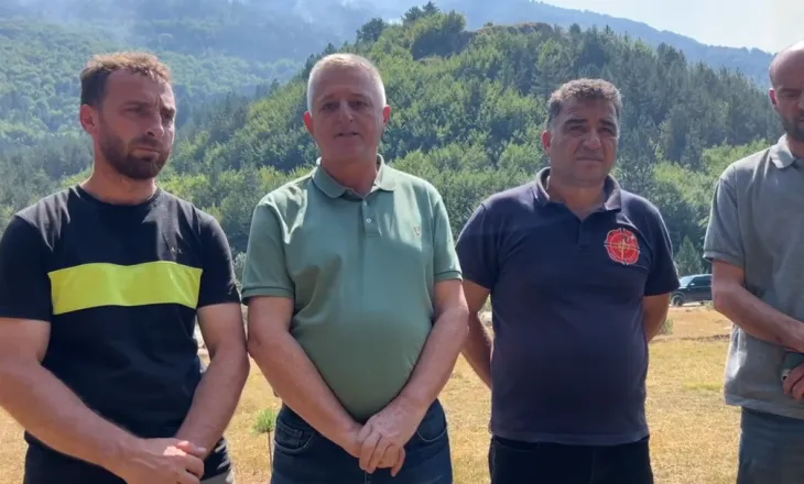 Zjarret në Lurë/ Kryebashkiaku i Dibrës jep lajmin e mirë: Banesat nuk rrezikohen, dy “Air Tractor” vijojnë luftën me flakët