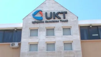 Zjarret në Priskë dhe Farkë, ndërpritet furnizimi me ujë në disa zona
