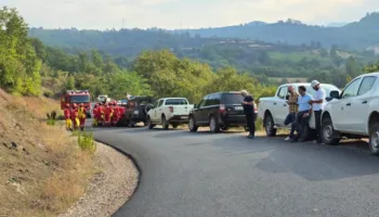 Zjarri drejt izolimit në Mirditë, forcat operacionale vijojnë ndërhyrjen në terren