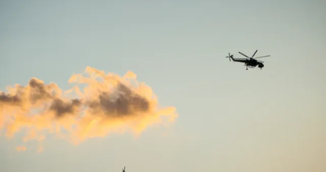 Zjarri në Greqi, përplasen dy avionë që hidhnin ujë për shuarjen e flakëve