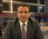 Zjarri në hotelin në Vlorë, reagon Kurti: Po e monitorojmë nga afër gjendjen e qytetarëve tanë