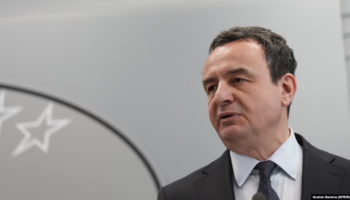 Zjarri në Vlorë, Kurti i tronditur për kosovarët e lënduar: Po monitorojmë nga afër gjendjen e tyre