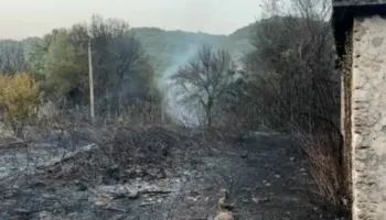 Zjarri në Vranisht të Himarës, flakët djegin edhe banesën e dytë, situata mbetet ende kritike! Aksion nga ajri dhe toka (VIDEO)
