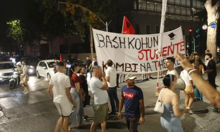 103 protesta dhe kërkesa mbetet e njëjtë/ Qytetarët kundër Ramës dalin sërish në shesh
