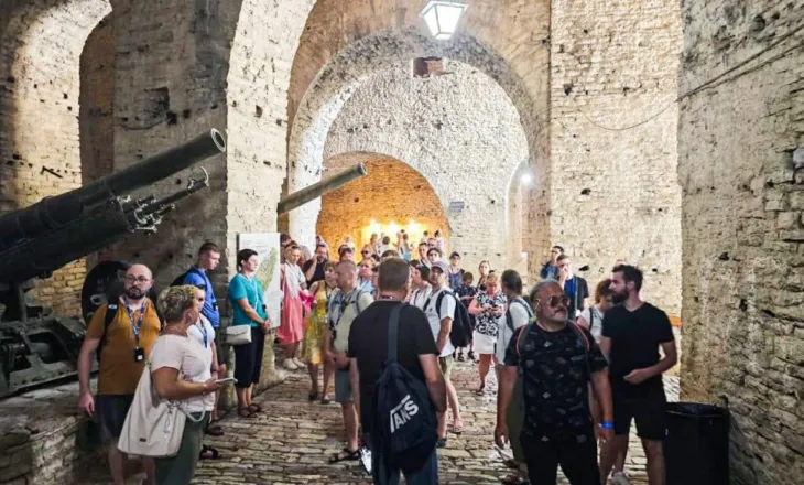 200 mijë vizitorë nga janari ne kalanë e Gjirokastrës