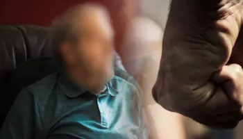 26-vjeçari sulmon fizikisht babain e tij, zbardhen detajet e ngjarjes