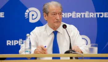 28 vite nga humbja e Azem Hajdarit, Berisha e përkujton me thirrje për mobilizimin e demokratëve