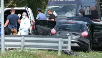35-vjeçari shqiptar gjendet i vr*rë, makina zhytet në lum