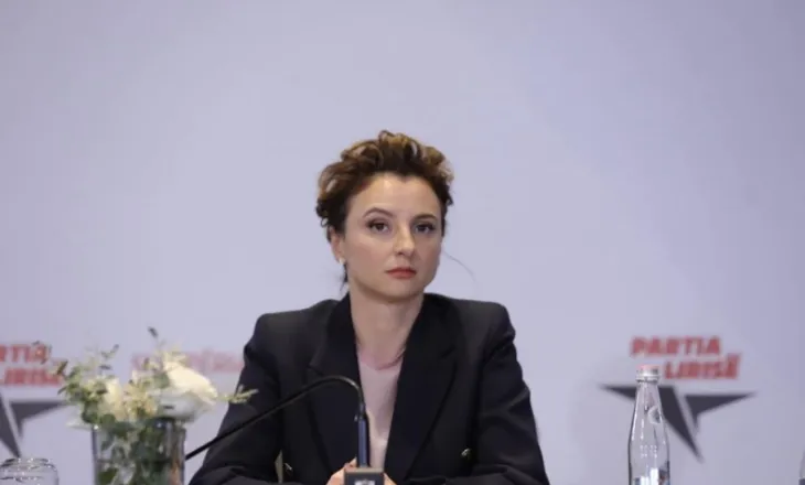 ‘4.9 milionë euro për një shkollë me 5 klasa më pak’, Xhixho: Arsimi falas vetëm në letër