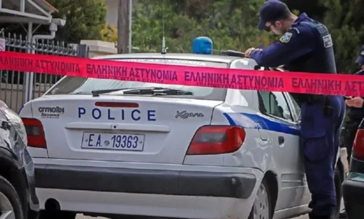 55-vjeçari shqiptar plagoset me armë zjarri në Athinë, autorët i zunë pritë para banesës
