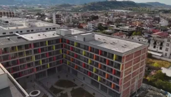 650 familje ende në pritje të banesave, Koçiu dhe Demo apel për përshpejtimin e rindërtimit